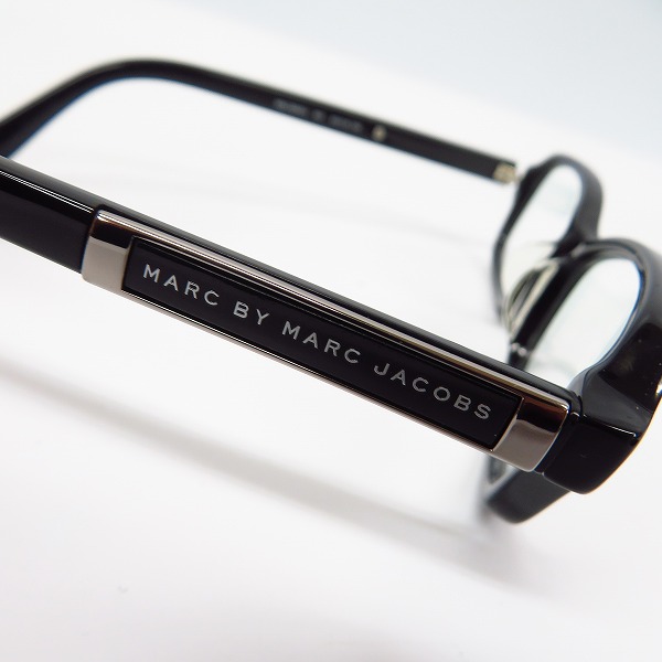 実際に弊社で買取させて頂いたMarc By Marc Jacobs/マークジェイコブス メガネ フレーム MMJ0040 53□15-140の画像 6枚目