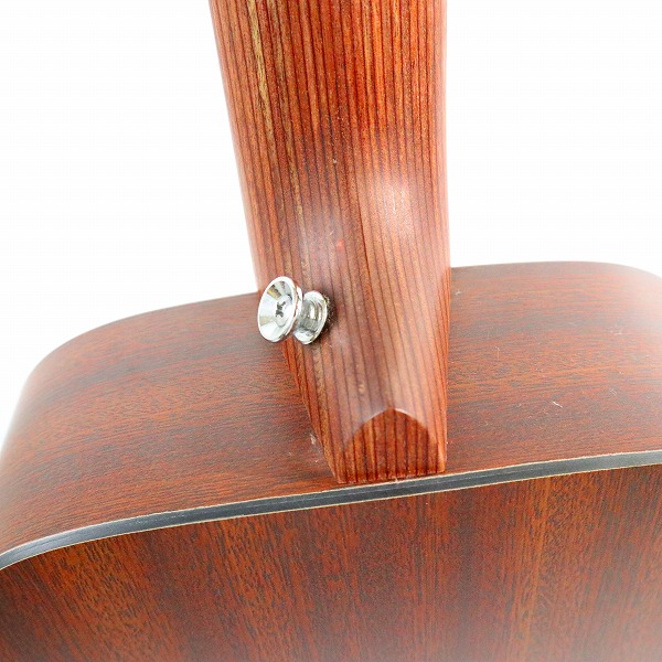 実際に弊社で買取させて頂いた★Martin/マーティン LXME Little Martin PU搭載 エレアコ トラベルギター ミニギター ケース付きの画像 8枚目