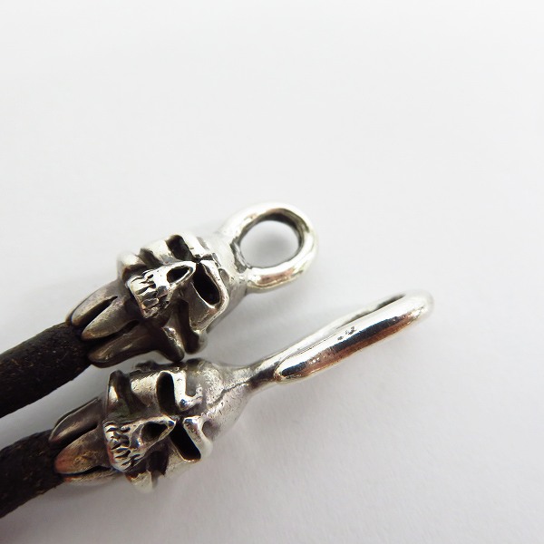 実際に弊社で買取させて頂いた【ギャラ付き】THIRTEEN DESIGNS/サーティーンデザインズ スカルフック レザーコードブレスレットの画像 5枚目