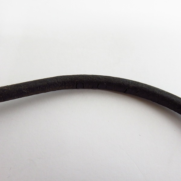 実際に弊社で買取させて頂いた【ギャラ付き】THIRTEEN DESIGNS/サーティーンデザインズ スカルフック レザーコードブレスレットの画像 6枚目