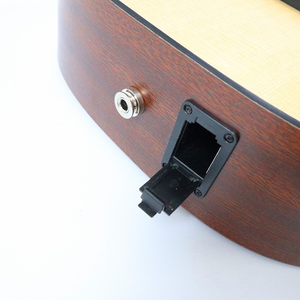 実際に弊社で買取させて頂いた★Martin/マーティン LXME Little Martin PU搭載 エレアコ トラベルギター ミニギター ケース付きの画像 6枚目