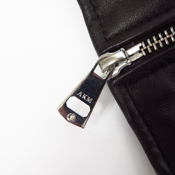 実際に弊社で買取させて頂いたAKM Contemporary/エイケイエムコンテンポラリー 羊革/シープスキン シングル ライダース ジャケット/Mの画像 6枚目