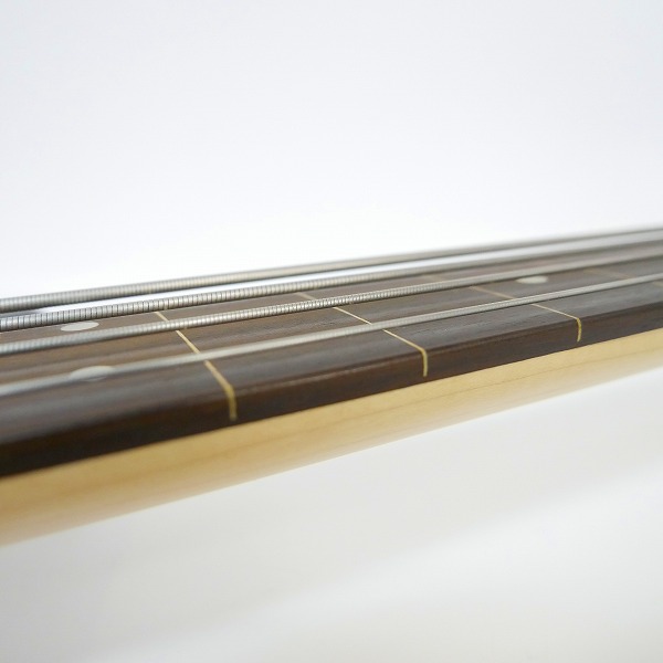 実際に弊社で買取させて頂いた★Bacchus/バッカス Universe series ジャズベースタイプ エレキベース フレットレス BJB-1R-FL 3TS ソフトケース付きの画像 3枚目