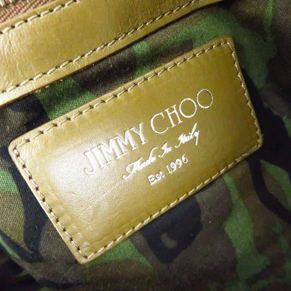 実際に弊社で買取させて頂いたJIMMY CHOO/ジミーチュウ 裏地迷彩柄 スエードレザー ロゴプレート 2wayボストンバッグの画像 5枚目