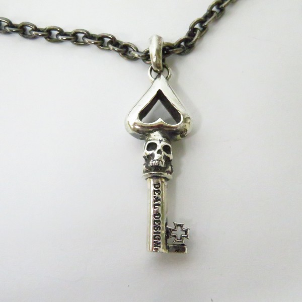実際に弊社で買取させて頂いたDEAL DESIGN/ディールデザイン スカルスペード キーペンダント ネックレス SV925の画像 1枚目