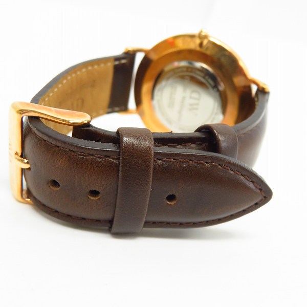実際に弊社で買取させて頂いたDaniel Wellington/ダニエルウェリントン レザーベルト クォーツ/腕時計/ウォッチの画像 2枚目
