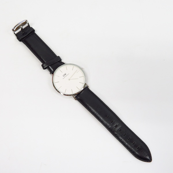 実際に弊社で買取させて頂いたDaniel Wellington/ダニエルウェリントン レザーベルト クオーツ腕時計 3ATMの画像 5枚目