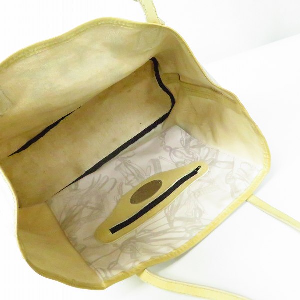 実際に弊社で買取させて頂いたcollection PRIVEE?/コレクションプリヴェ 総柄トートバッグ ホワイトの画像 3枚目