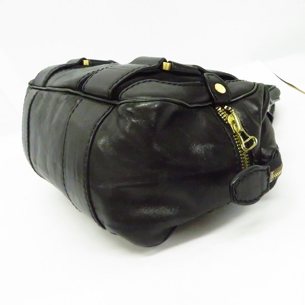 実際に弊社で買取させて頂いたJIMMY CHOO/ジミーチュウ ロゴプレート レザーハンドバッグ の画像 2枚目