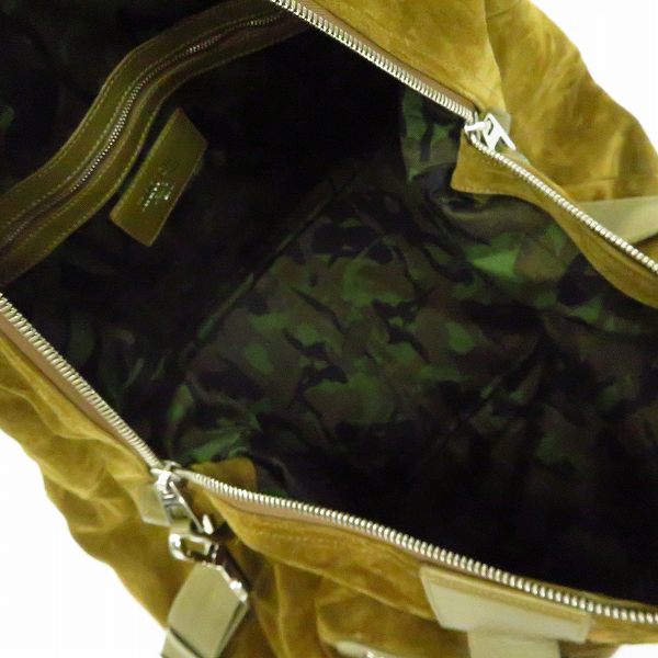 実際に弊社で買取させて頂いたJIMMY CHOO/ジミーチュウ 裏地迷彩柄 スエードレザー ロゴプレート 2wayボストンバッグの画像 4枚目