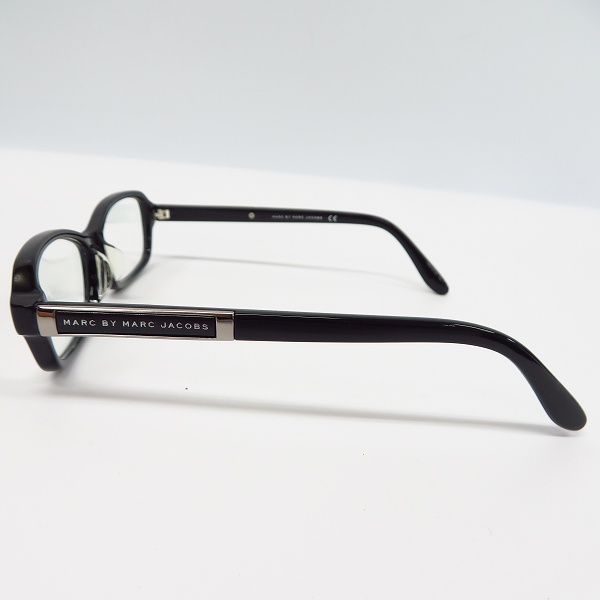 実際に弊社で買取させて頂いたMarc By Marc Jacobs/マークジェイコブス メガネ フレーム MMJ0040 53□15-140の画像 2枚目