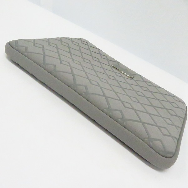 実際に弊社で買取させて頂いた【未使用】MARC BY MARC JACOBS/マークバイマークジェイコブス PCケース/クラッチバッグ M0005245の画像 2枚目