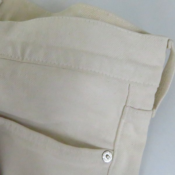 実際に弊社で買取させて頂いた【未使用】HELMUT LANG/ヘルムートラング MASC LO DRAINPIPE JEANS ホワイトデニムパンツ I07DM206/W36の画像 7枚目