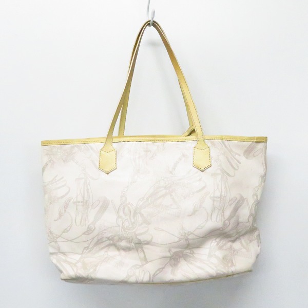 実際に弊社で買取させて頂いたcollection PRIVEE?/コレクションプリヴェ 総柄トートバッグ ホワイトの画像 1枚目