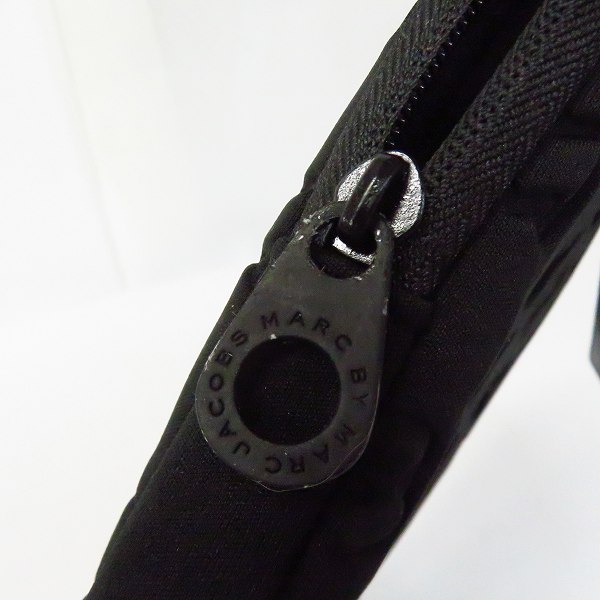実際に弊社で買取させて頂いたMARC BY MARC JACOBS/マークバイマークジェイコブス PC タブレットケース ブラック M6PE024の画像 6枚目