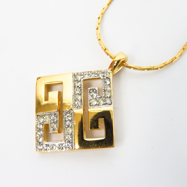 実際に弊社で買取させて頂いたGIVENCHY/ジバンシイ Gロゴ ラインストーン ネックレス