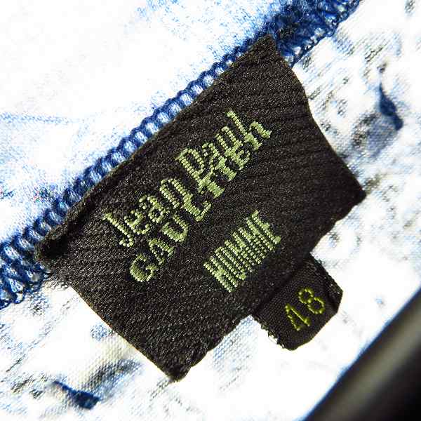 実際に弊社で買取させて頂いたJEAN PAUL GAULTIER HOMME/ジャンポールゴルチェオム 総柄 半袖 Tシャツ カットソー ホワイト×ブルー 48の画像 2枚目