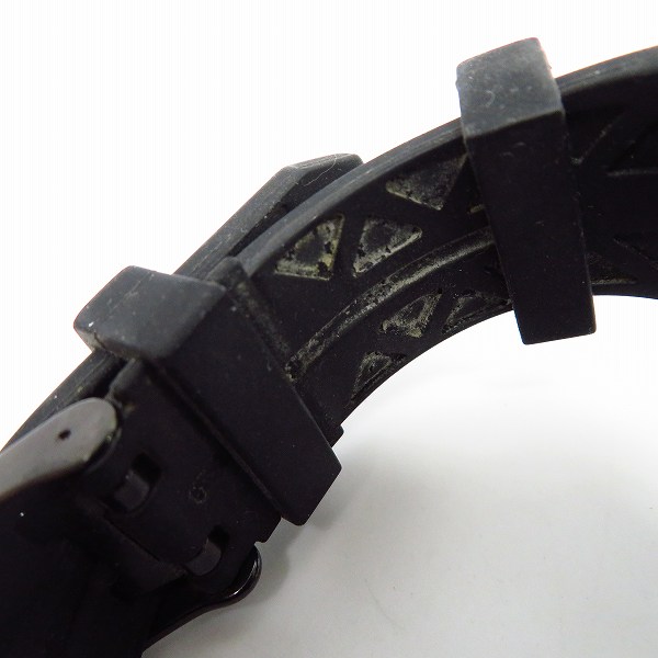 実際に弊社で買取させて頂いたTendence/テンデンス HYDROGEN/ハイドロゲン 腕時計 ガリバー スカル クオーツ 黒 J05R/05023012【動作未確認】の画像 4枚目