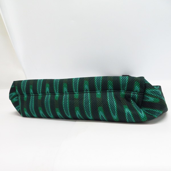 実際に弊社で買取させて頂いた【未使用】MARC BY MARC JACOBS/マークバイマークジェイコブス 総柄 メッシュ トートバッグ M0003184の画像 2枚目