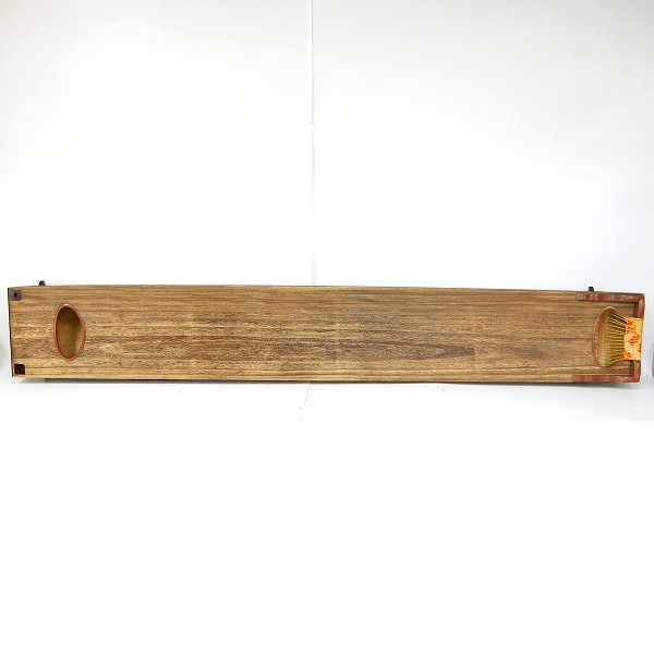 実際に弊社で買取させて頂いた★琴/箏 17弦琴 すだれ彫り 並甲 和楽器 猫足/台/ケース付きの画像 4枚目