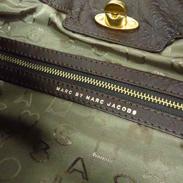 実際に弊社で買取させて頂いたMARC BY MARC JACOBS/マークバイマークジェイコブス エナメルレザー2WAYショルダーバッグ m3112088 80088の画像 4枚目