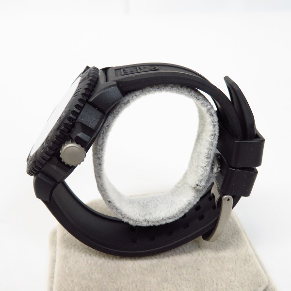 実際に弊社で買取させて頂いたA BATHING APE×Stussy×Luminox/アベイシングエイプ×ステューシー×ルミノックス コラボ 腕時計【動作未確認】の画像 1枚目