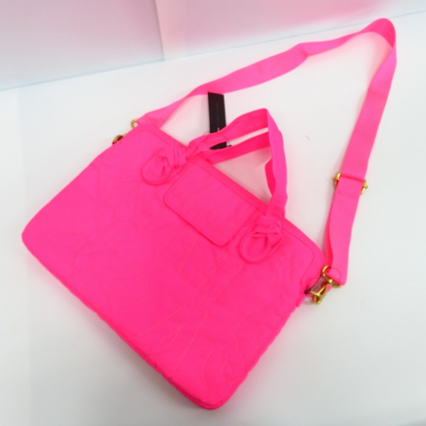 実際に弊社で買取させて頂いた【未使用】MARC BY MARC JACOBS/マークバイマークジェイコブス 2WAY PCケース/ブリーフケース M6131068の画像 1枚目