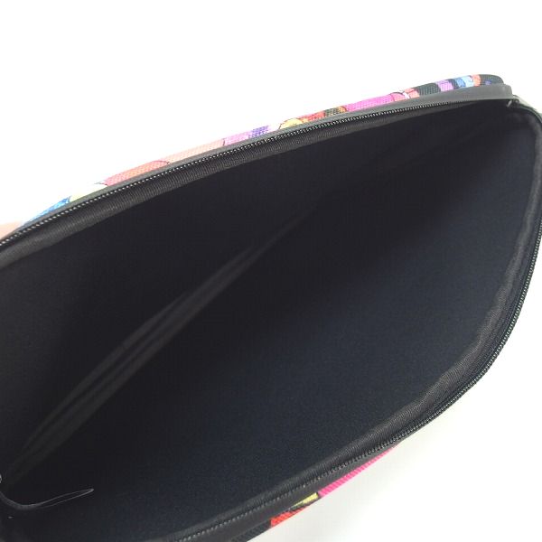 実際に弊社で買取させて頂いた【未使用】MARC BY MARC JACOBS/マークバイマークジェイコブス PC タブレットケース/クラッチバッグ M0006986の画像 4枚目