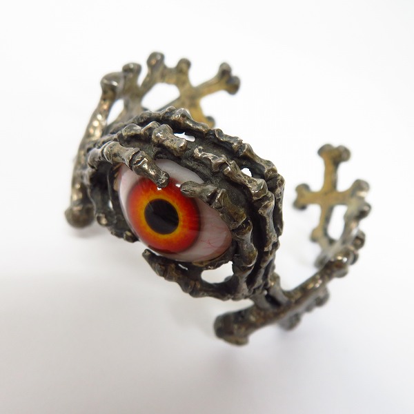 実際に弊社で買取させて頂いたCrazy Pig/クレイジーピッグ ボーンハンド＆アイ・ブレスレット/バングル