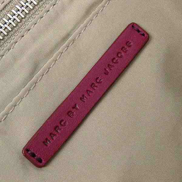 実際に弊社で買取させて頂いた【未使用】MARC BY MARC JACOBS/マークバイマークジェイコブス 2WAY レザー ショルダー/ブリーフケース M0003179の画像 4枚目