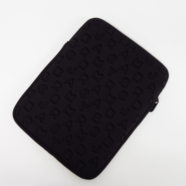 実際に弊社で買取させて頂いたMARC BY MARC JACOBS/マークバイマークジェイコブス PC タブレットケース ブラック M6PE024の画像 1枚目