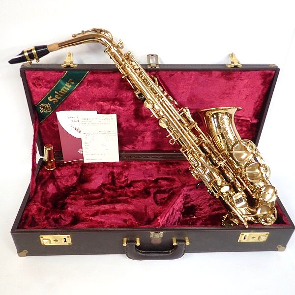 実際に弊社で買取させて頂いた★SELMER/セルマー アルトサックス SA80/Super Action 80 SERIE Ⅱ/シリーズ2 彫刻有り 54万台 ハードケース付
