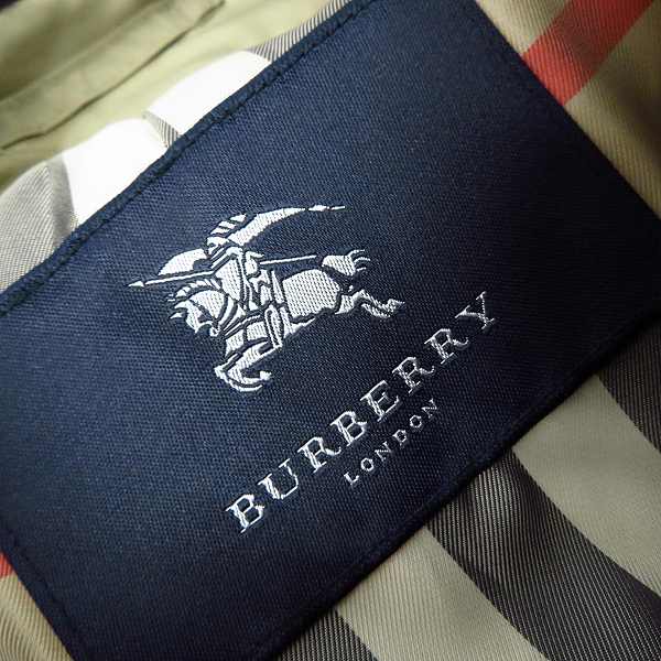 実際に弊社で買取させて頂いたBURBERRY LONDON/バーバリーロンドン ノバチェック ナイロン トレンチコート/LLの画像 2枚目