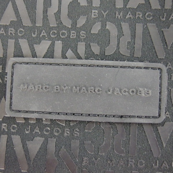 実際に弊社で買取させて頂いた【未使用】MARC BY MARC JACOBS/マークバイマークジェイコブス ロゴ総柄 タブレットケース/クラッチバッグ 2点セットの画像 2枚目