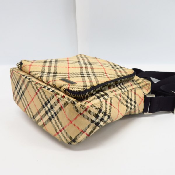 実際に弊社で買取させて頂いたBURBERRYS/バーバリーズ チェック柄 ショルダーバッグの画像 2枚目