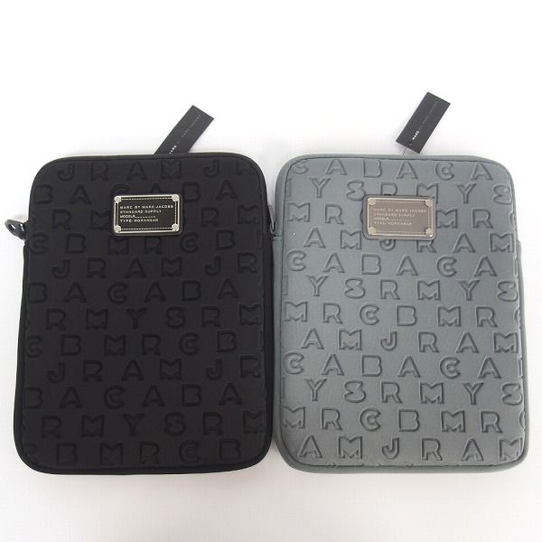 実際に弊社で買取させて頂いた【未使用】MARC BY MARC JACOBS/マークバイマークジェイコブス タブレットケース/クラッチバッグ 黒/灰 2点セット
