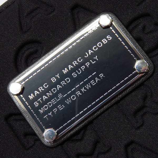 実際に弊社で買取させて頂いた【未使用】MARC BY MARC JACOBS/マークバイマークジェイコブス PC タブレットケース ブラック M6PE024の画像 3枚目