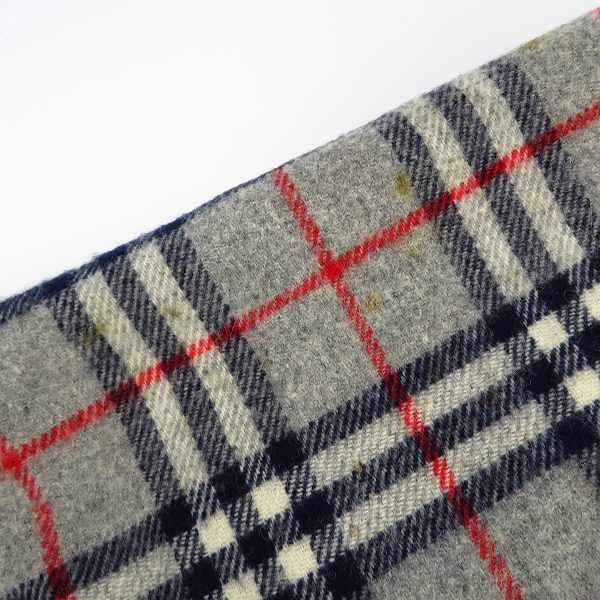 実際に弊社で買取させて頂いたBURBERRY/バーバリー ホースロゴ刺繍 ウール100% チェック柄 マフラー/大判ストールの画像 7枚目