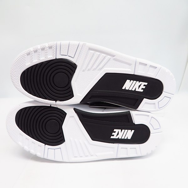 実際に弊社で買取させて頂いた【未使用】NIKE×FRAGMENT DESIGN/ナイキ×フラグメント AIR JORDAN 3 RETRO WHITE/BLACK-WHITE/DA3595-100/26.0の画像 2枚目