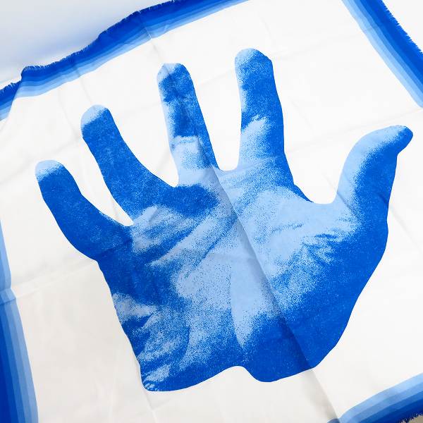 実際に弊社で買取させて頂いた【未使用】DRIES VAN NOTEN/ドリスヴァンノッテン Verner Panton FEEL シルクスカーフの画像 5枚目