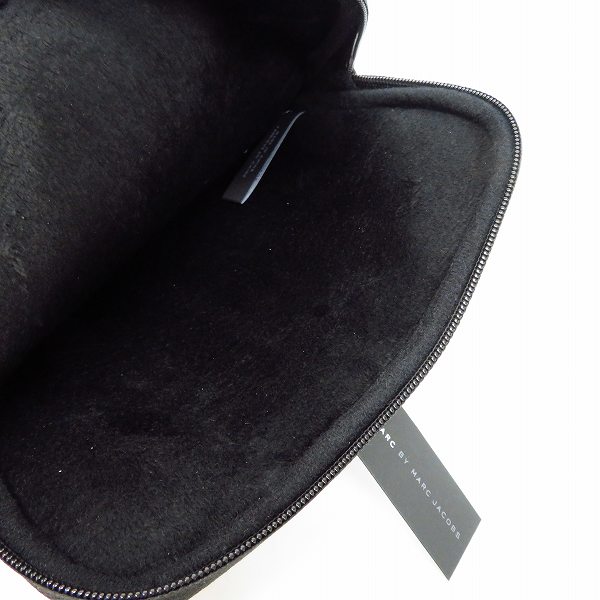 実際に弊社で買取させて頂いた【未使用】MARC BY MARC JACOBS/マークバイマークジェイコブス PC タブレットケース ブラック M6PE024の画像 3枚目