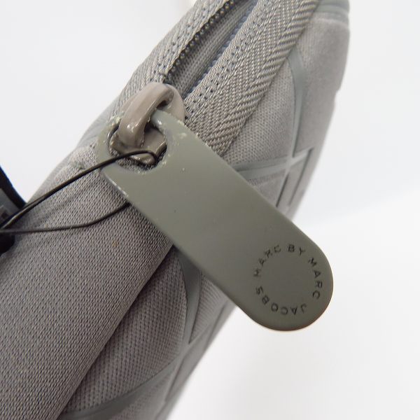 実際に弊社で買取させて頂いた【未使用】MARC BY MARC JACOBS/マークバイマークジェイコブス PCケース/ブリーフケース M0005245の画像 6枚目