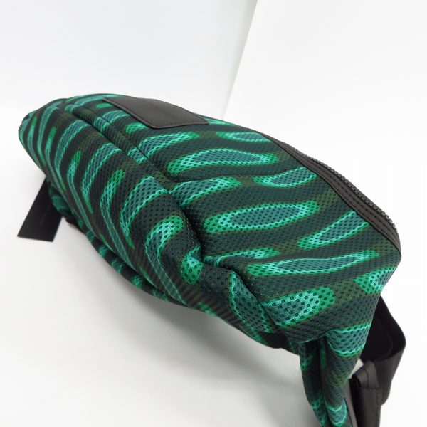 実際に弊社で買取させて頂いた【未使用】MARC BY MARC JACOBS/マークバイマークジェイコブス ボディバッグ/ウエストバッグ M0003187の画像 2枚目