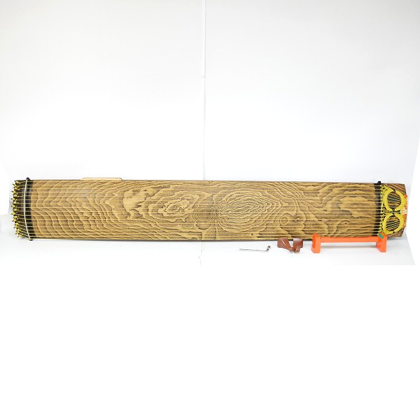 実際に弊社で買取させて頂いた★琴/箏 17弦琴 すだれ彫り 並甲 和楽器 猫足/台/ケース付き