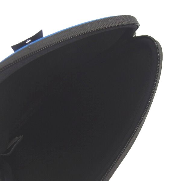 実際に弊社で買取させて頂いた【未使用】MARC BY MARC JACOBS/マークバイマークジェイコブス ロゴ総柄 タブレットケース/クラッチバッグ 2点セットの画像 4枚目