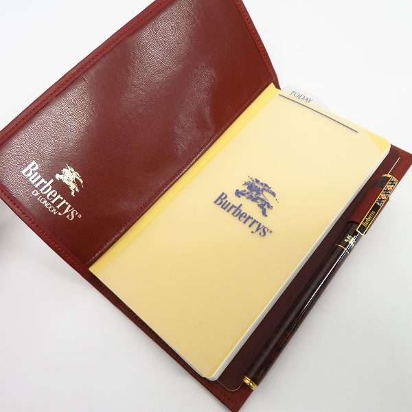 実際に弊社で買取させて頂いたBURBERRY/バーバリー ボールペン 手帳セット