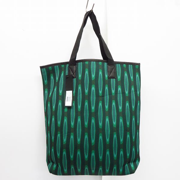 実際に弊社で買取させて頂いた【未使用】MARC BY MARC JACOBS/マークバイマークジェイコブス 総柄 メッシュ トートバッグ M0003184の画像 1枚目