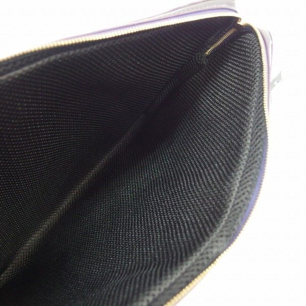 実際に弊社で買取させて頂いた【未使用】MARC BY MARC JACOBS/マークバイマークジェイコブス PC タブレットケース/クラッチバッグ エナメルの画像 5枚目