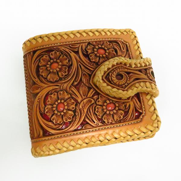 実際に弊社で買取させて頂いたFUNNY/ファニー カービングレザー 2つ折り財布の画像 1枚目