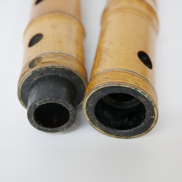 実際に弊社で買取させて頂いた【ジャンク】琴古流 尺八 容山銘 二つ印 金縁歌口 中継ぎ銀三線籐巻き 和楽器 約52cmの画像 9枚目